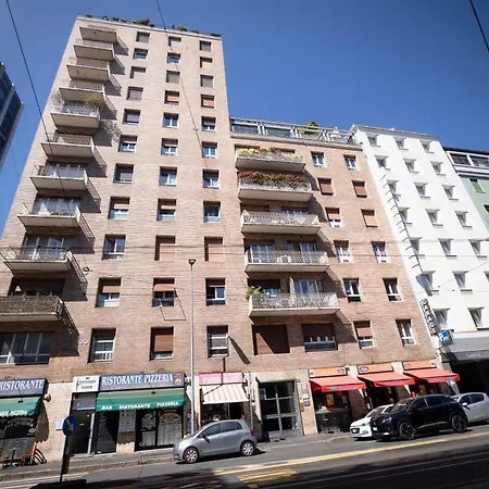 Апартаменты Bilocale Di Design A 100m Dalla Stazione