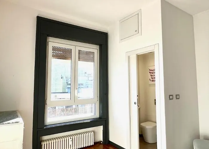 Bilocale Di Design A 100m Dalla Stazione Apartmán *