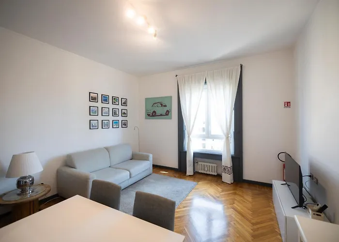 Bilocale Di Design A 100m Dalla Stazione Apartmán